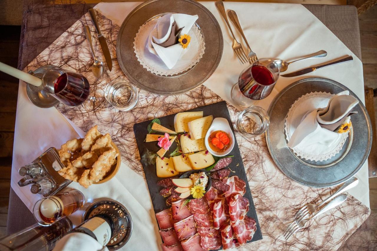 Charme Hotel Uridl Santa Cristina Val Gardena 외부 사진